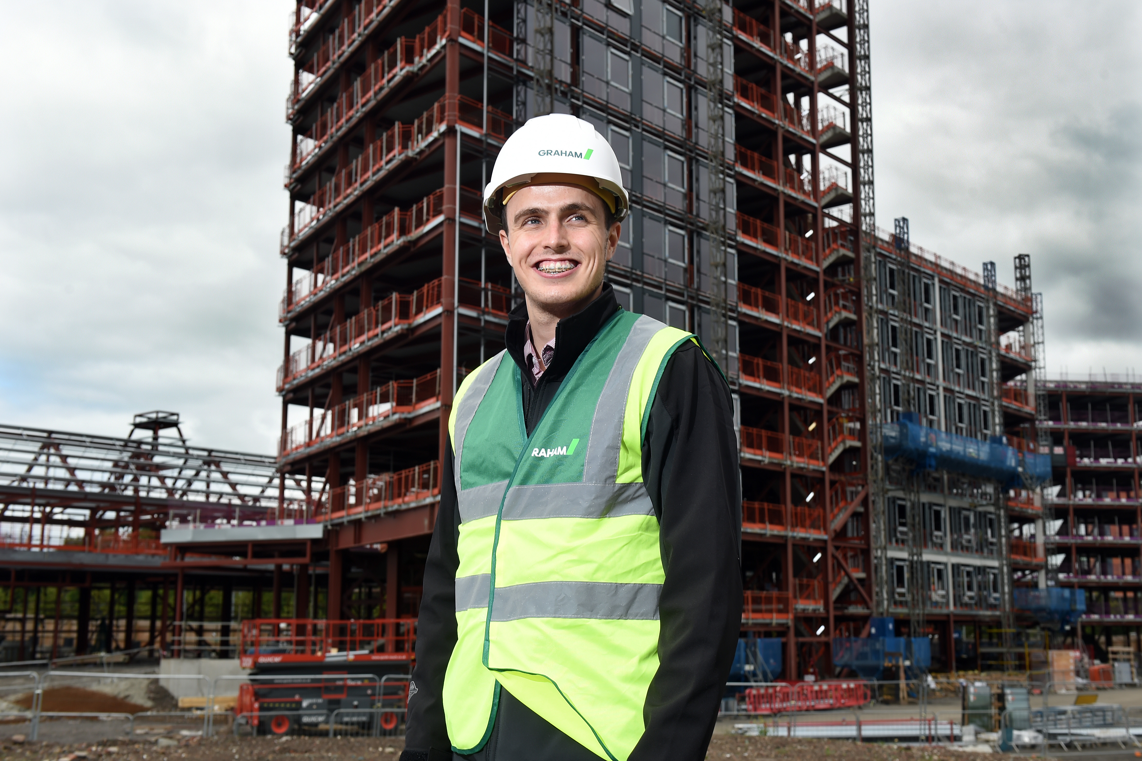 Building up talent - GRAHAM welcomes graduate apprentices image