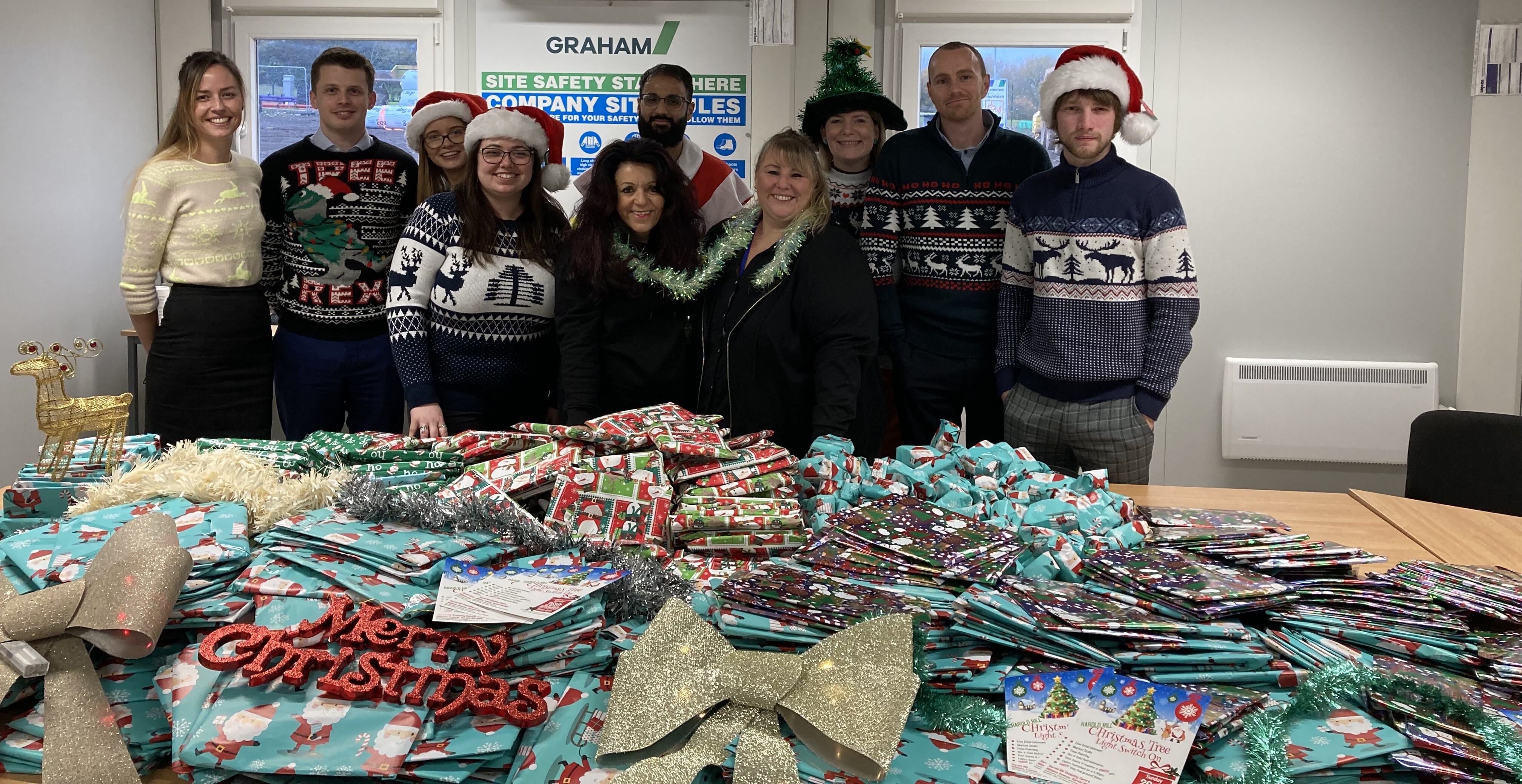 M25 junction 28 Team Support Christmas Light Switch On image