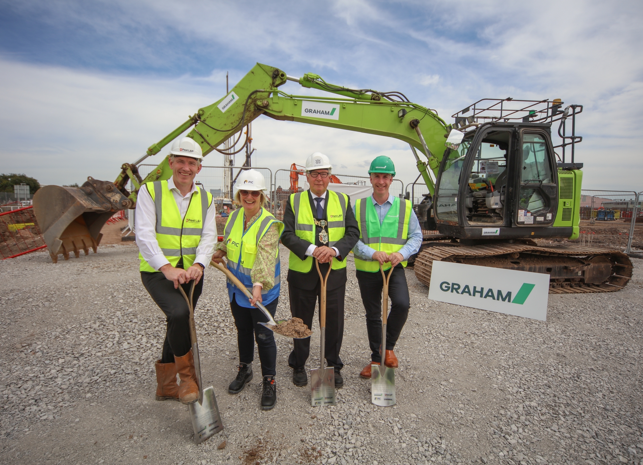 Ground-breaking for 500 new homes in the UK's largest urban regeneration project image