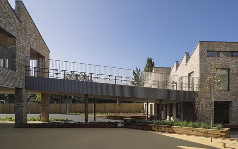 Building - Education - Kingsgate Primary School - London