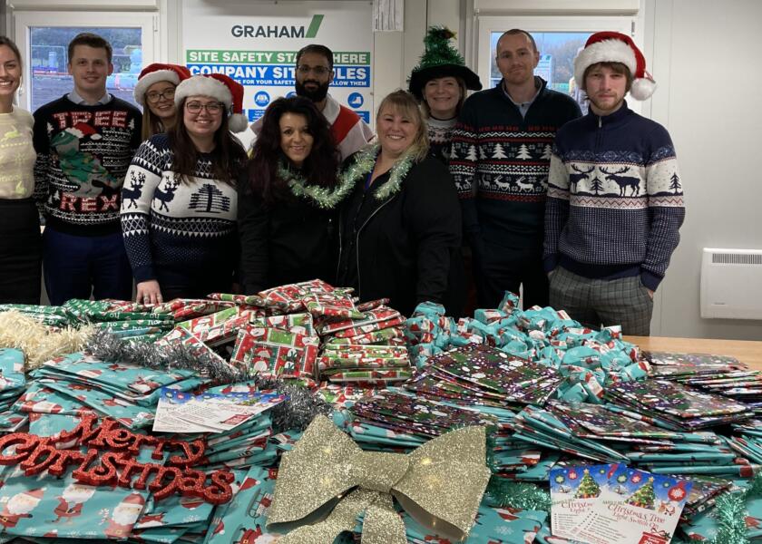 M25 junction 28 Team Support Christmas Light Switch On