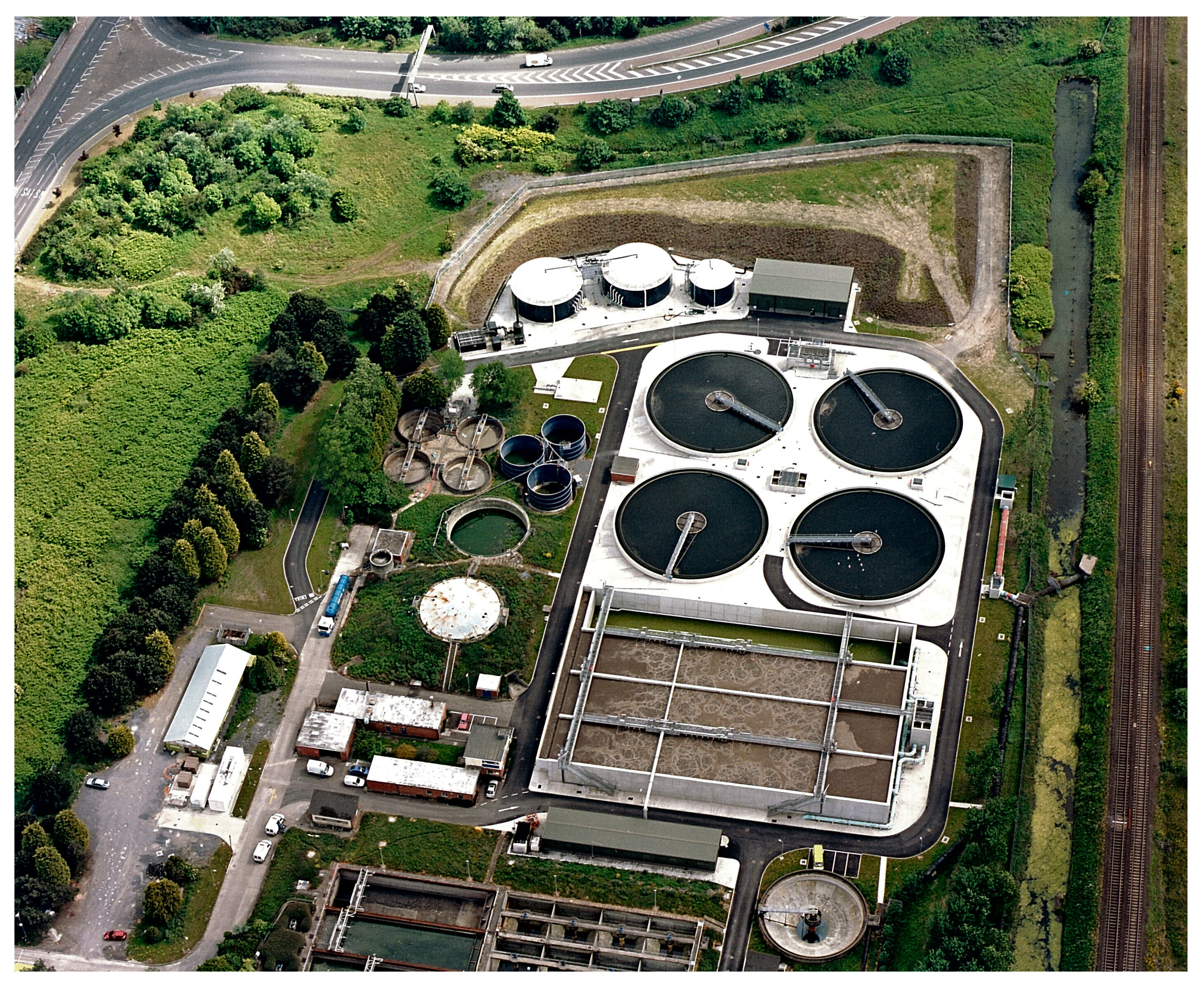 a case study of integrated wastewater treatment